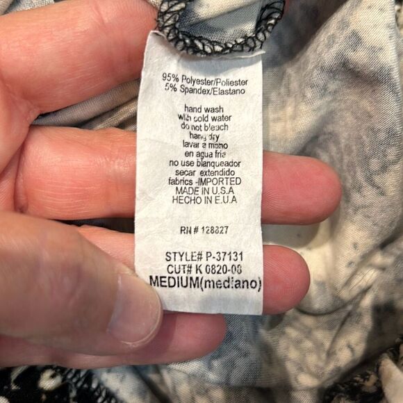 Texas True Threads Lounge Pants Womens Sz Medium Snakeskin Animal Print Elastic - Picture 8 of 11